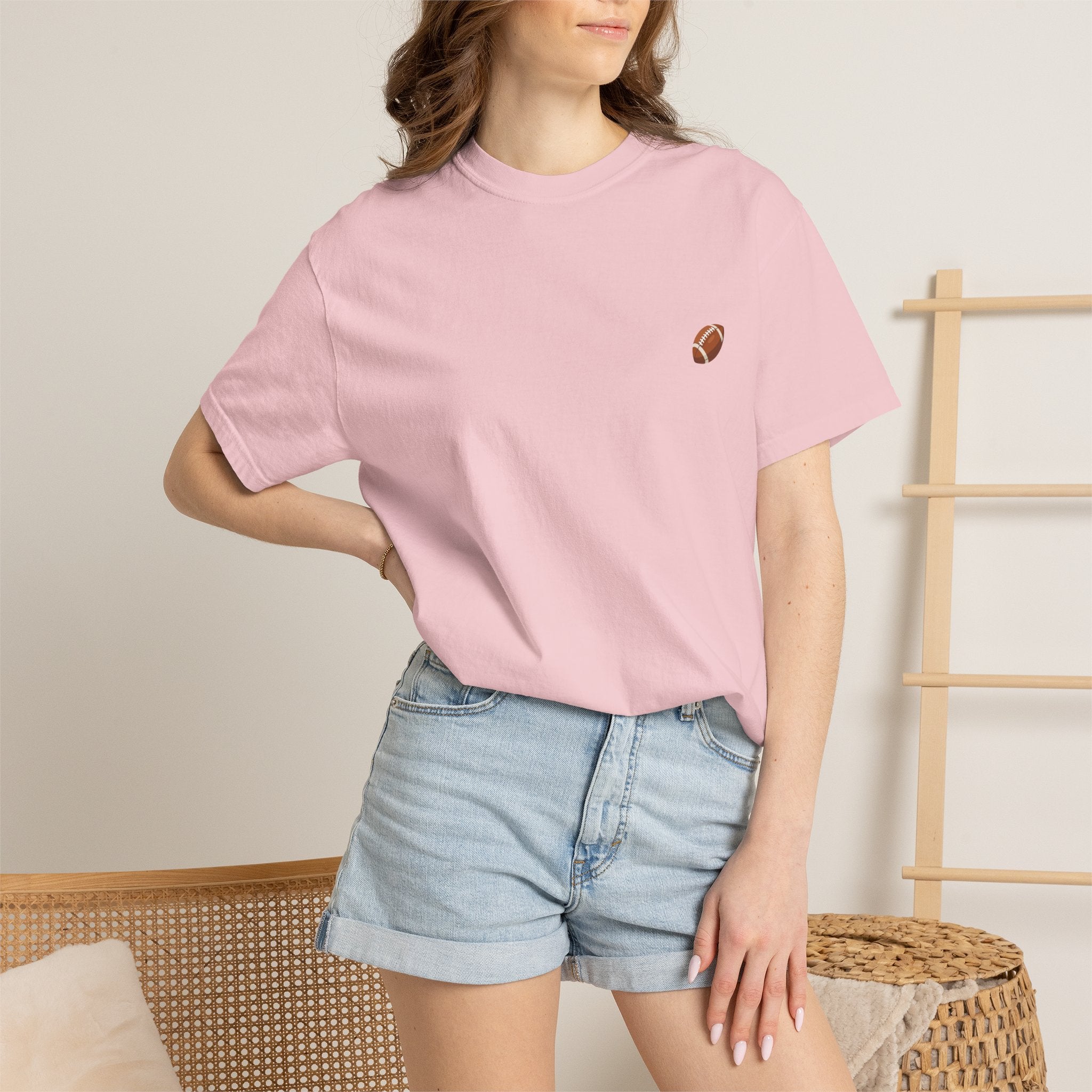 Nia Loves Poppy Tee