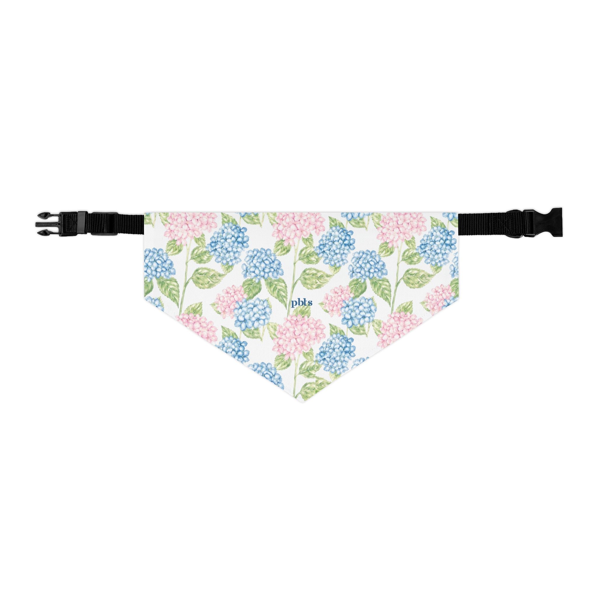 Hydrangea Pet Bandana Collar